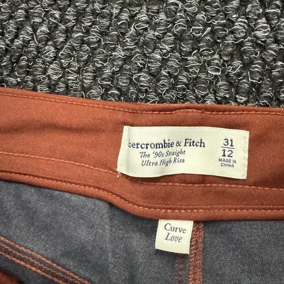 Abercrombie Curve Love 90s Straight Ultra High Rise Coated Faux Leather Pants 31 - Picture 4 of 7